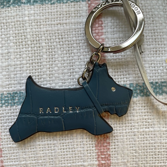 NWT Radley London Jump Key Ring - Picture 3 of 6